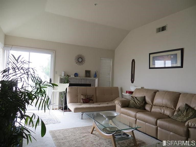 2nd image of 483 Green Ridge Dr