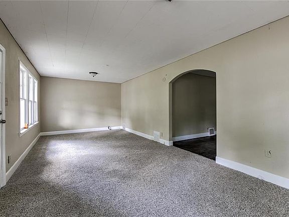 5th image of 3502 Wood Ave