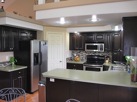 3rd image of 4081 E Greenwood Cir