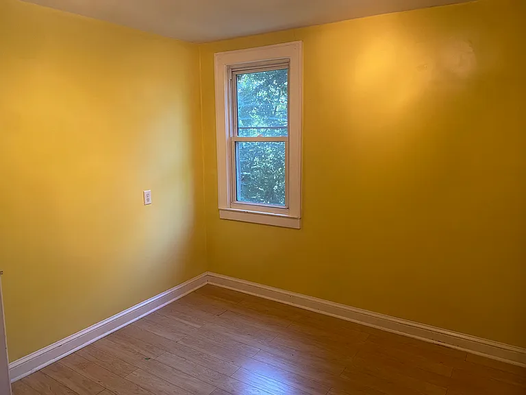 166 Courtland Pl #UP — Photo 13
