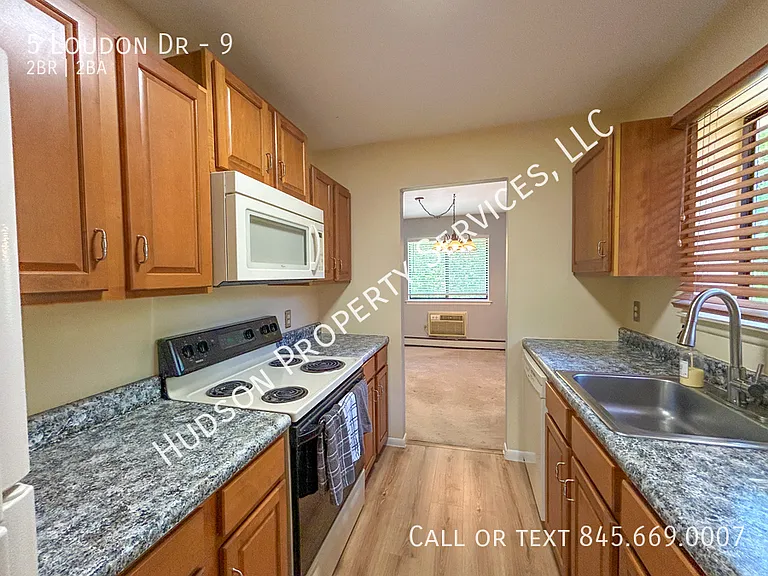 5 Loudon Dr #9 — Photo 2