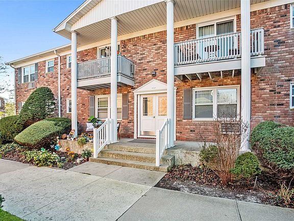 3rd image of 70 Fairharbor Dr