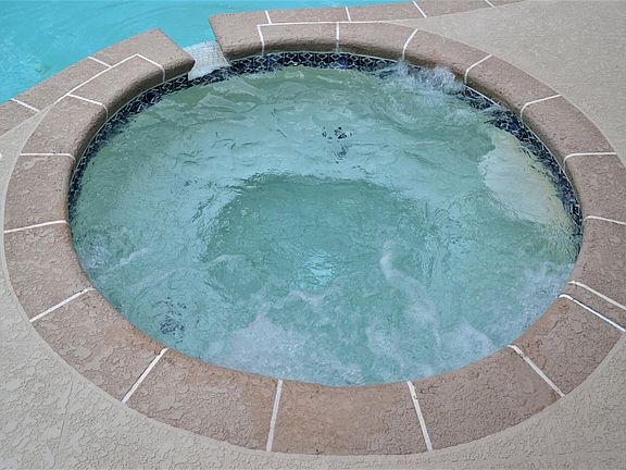 5th image of 2136 Forest Hollow Way
