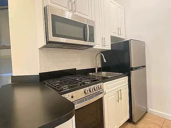 4th image of 436 E 89th St APT 1A