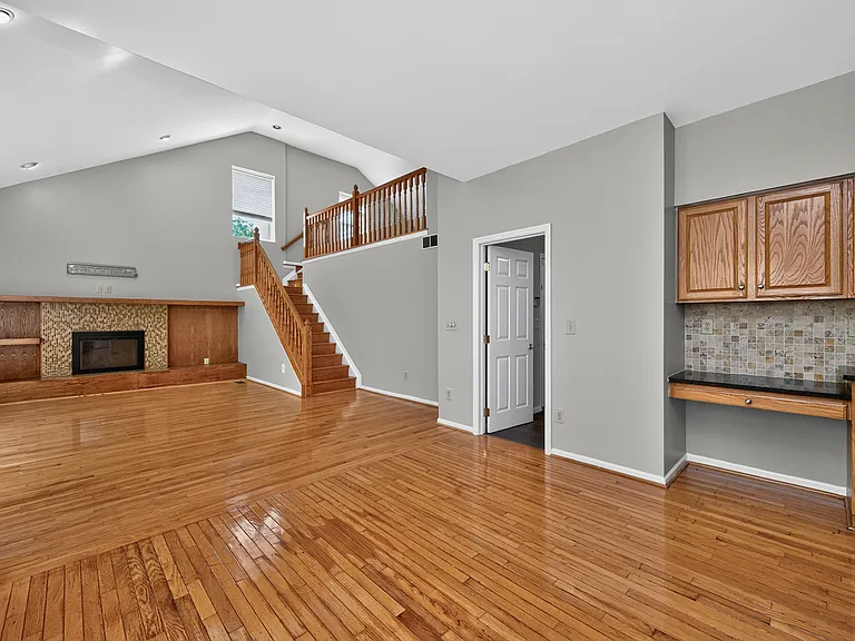12130 Crestfield Ct — Photo 23