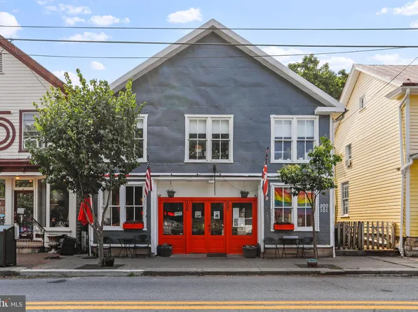 107 S Princess St, Shepherdstown, WV 25443