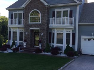 52 Saranac Rd, Milford, CT 06461