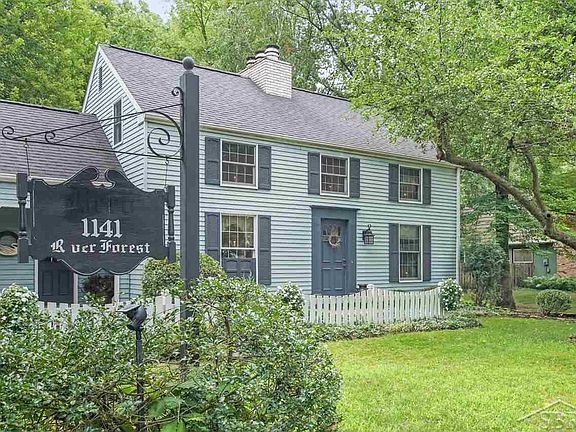 4th image of 1141 River Forest Dr
