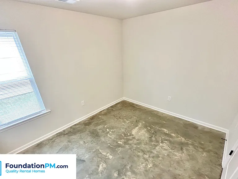307 Westree St — Photo 9