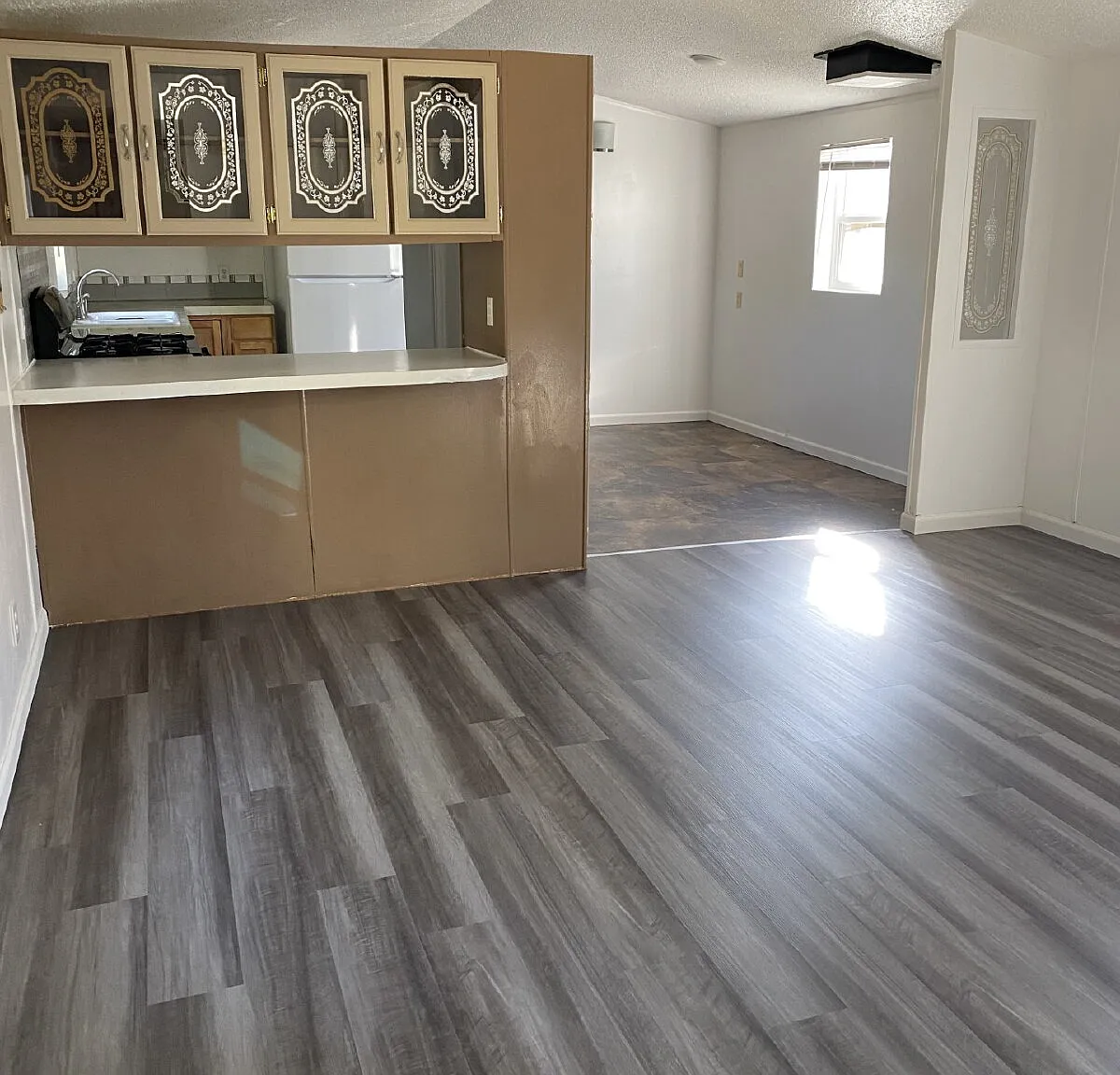 3 bed, 2.0 bath, 1136 sqft, $1,900 — Photo 3