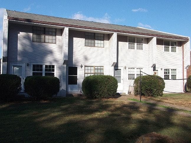 1st image of 5259 Oakwood Dr #5259