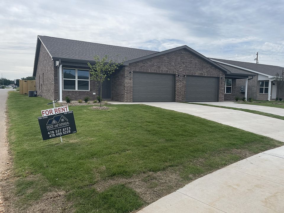 1st image of 626 NW 69th Ave