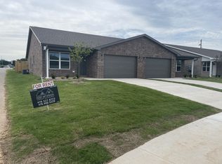 626 NW 69th Ave, Bentonville, AR 72713