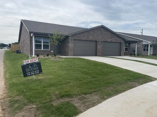 626 NW 69th Ave, Bentonville, AR 72713