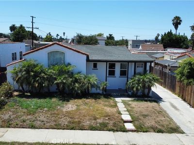 7007 4th Ave, Los Angeles, CA, 90043