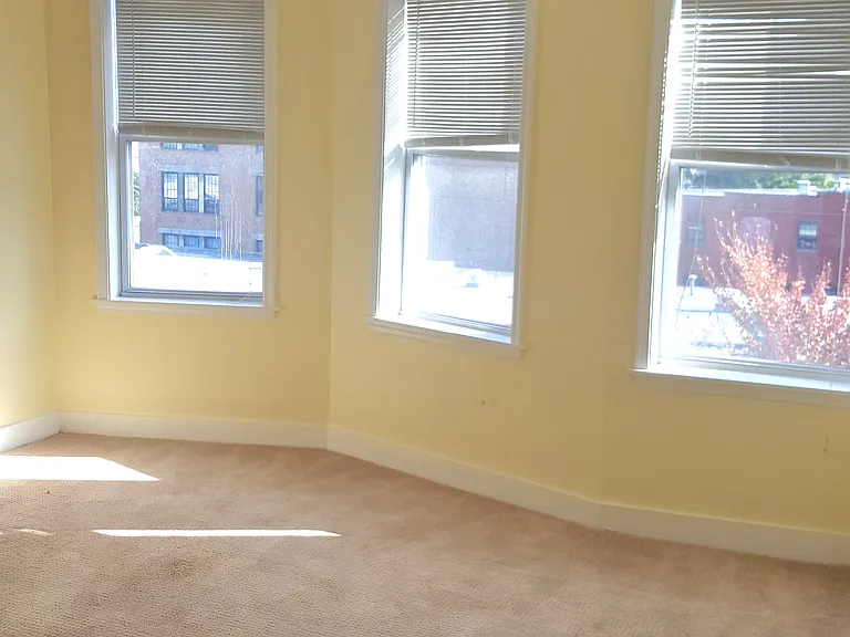 202 E Chase St #3 — Photo 2