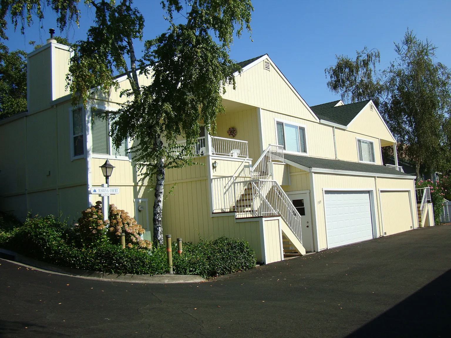 3519 Marina Ct N photo 1