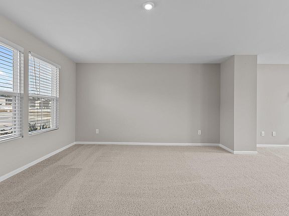 5th image of 1122 Briar Rose Ln