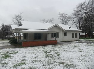 159 N Miller St, Frankston, TX