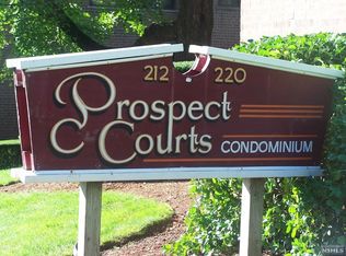 218 Prospect Ave APT 1B, Hackensack, NJ 07601