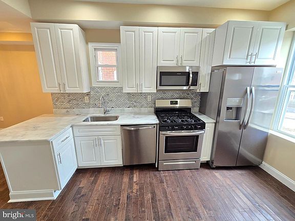 5th image of 2307 N Rosedale St