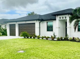 1013 NE 10th St, Cape Coral, FL 33909