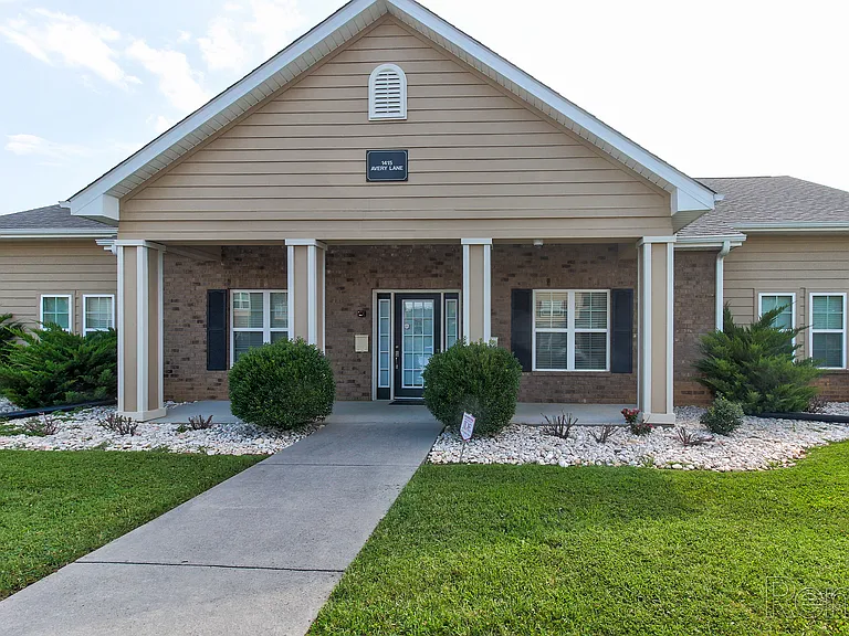 Highland Ridge Apartments — Photo 7