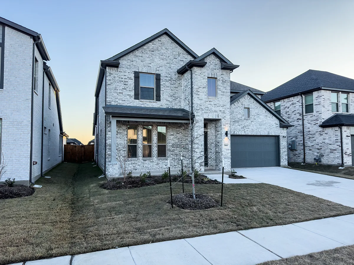 Building Photo - 566 Silver Springs Ln