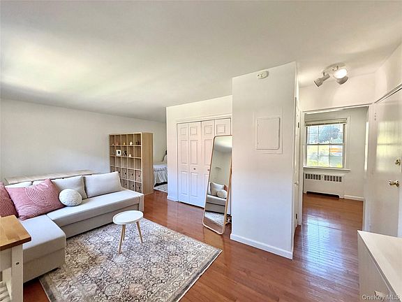 3rd image of 182 Pinewood Road #23