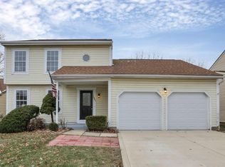 1983 Westbrook Village Dr, Columbus, OH 43228