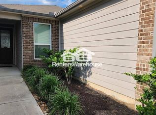 9818 Mills Field Dr, Houston, TX 77070