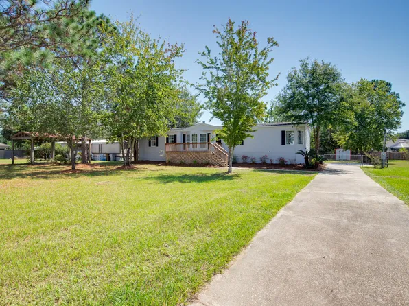 8277 Tortuga St, Navarre, FL 32566