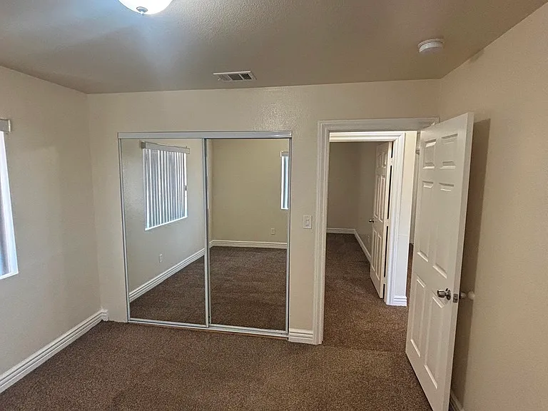 4610 Wall St — Photo 11