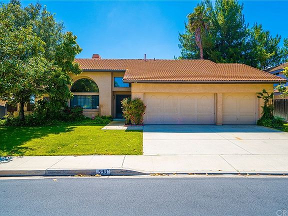 2nd image of 598 Nicole Dr
