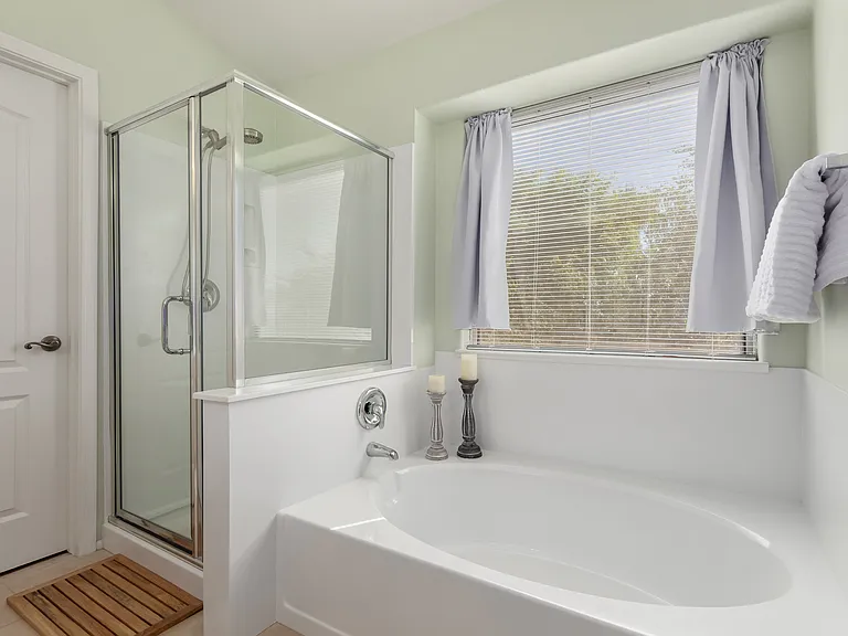 42553 W Sparks Dr — Photo 12