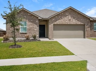 405 Gypsum Ln, Glenn Heights, TX 75154
