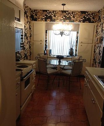 4th image of 4001 Hillcrest Dr APT 217