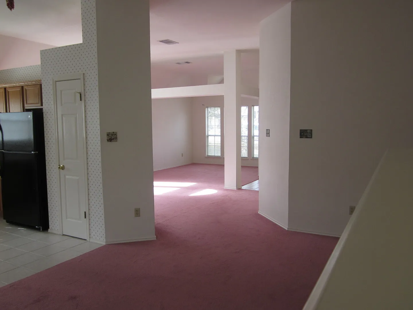 2 Bedroom 2 Bathroom Home-Georgetown — Photo 4