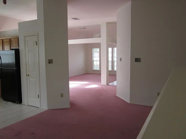 110 Benchmark St — Photo 4