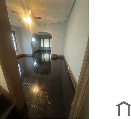 3rd image of 9802 Pierpont Ave