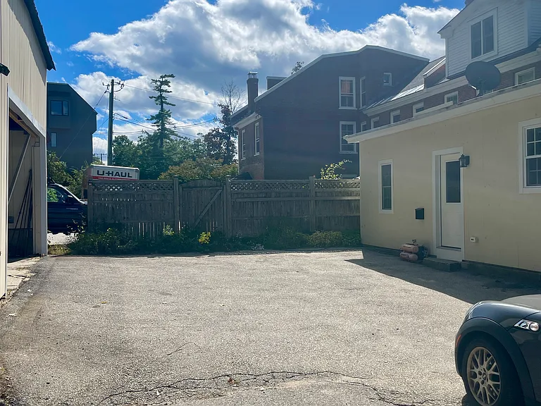 7 Concord St — Photo 16