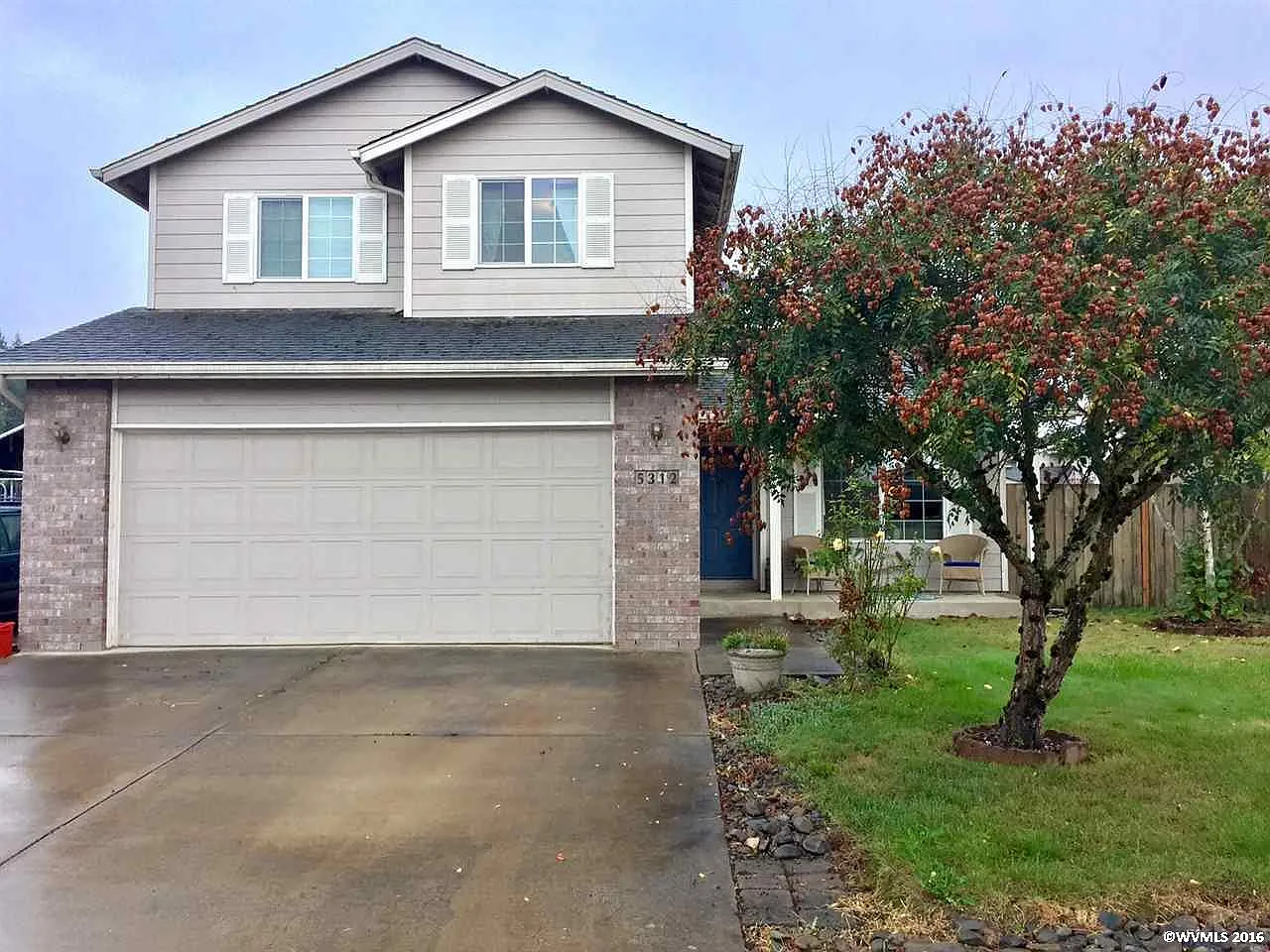 5312 Holly Loop SE photo 1