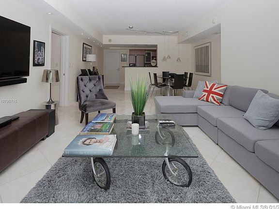 5th image of 325 Biscayne Blvd APT 1921