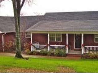 95 Hill Blvd, London, AR 72847