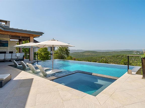 3rd image of 8209 Two Coves Dr