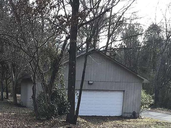 3rd image of 401 Brothers Ave