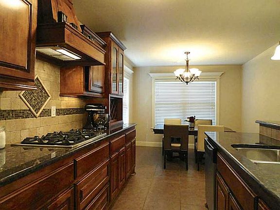 3rd image of 3002 N 15th Pl