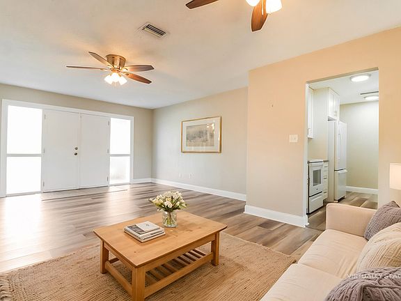 5th image of 1023 San Pedro Dr