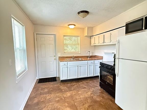 4th image of 5131 Alabama Ave