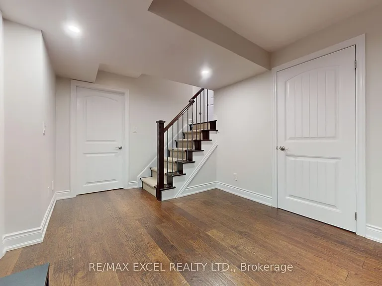 215 Coons Rd — Photo 40